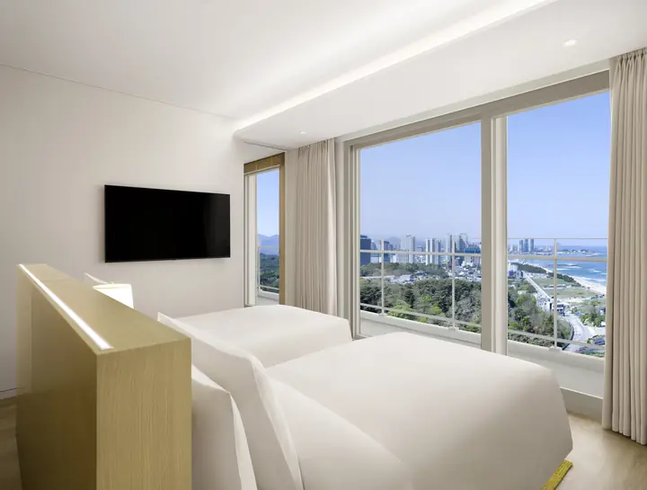 Deluxe Two Bedroom Suite